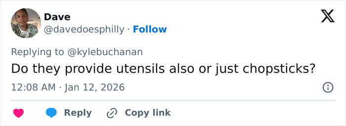 Twitter user Dave asking if utensils are provided or if only chopsticks come with the Golden Globes food ordered on DoorDash. Twitter user Dave asking if utensils are provided or if only chopsticks come with the Golden Globes food ordered on DoorDash.
