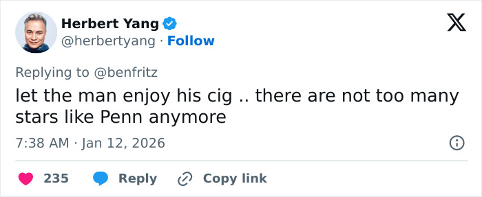 Tweet from Herbert Yang on Golden Globes chaos mentioning arrogant stars, smoking at tables despite the ban in 2026 event.