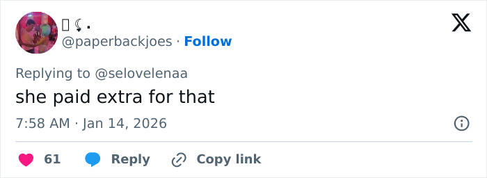 Tweet on a social media platform discussing Kylie Jenner&rsquo;s weird Golden Globes seat photo sparking online debate.