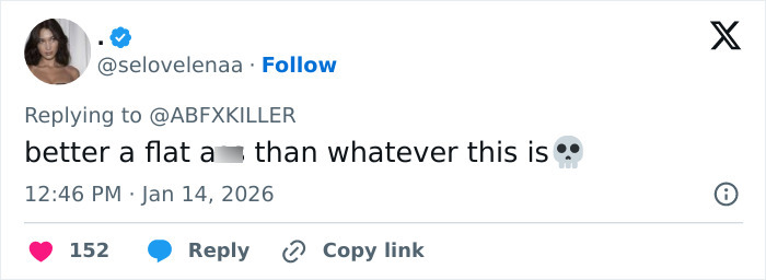 Screenshot of a Twitter reply reacting to Kylie Jenner&rsquo;s weird Golden Globes seat photo, sparking online debate.