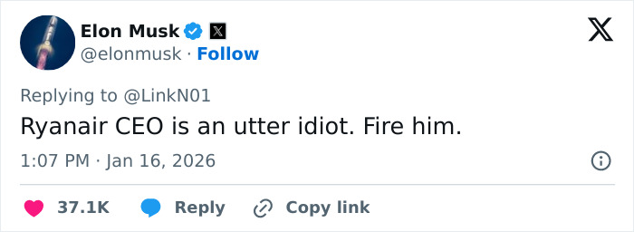 Screenshot of Elon Musk tweet calling Ryanair CEO an utter idiot with high engagement, referencing Ryanair Twitter takedown.