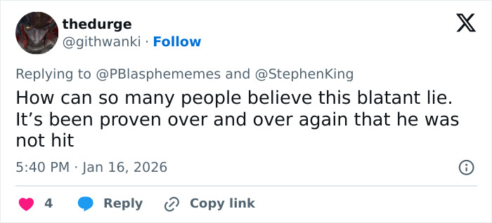Tweet from user thedurge disputing claims related to ICE agent Jonathan Ross amid Stephen King backlash discussion.