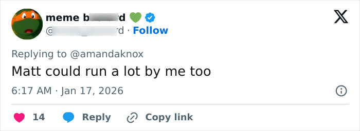 Tweet reply on social media platform about Amanda Knox and Matt Damon amid cancel culture feud.