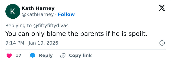 Screenshot of a Twitter reply discussing Brooklyn Beckham amid family feud, highlighting online reactions and criticism.