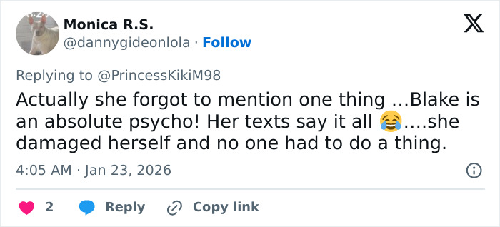 Screenshot of a tweet revealing British actress Jameela Jamil insults villain Blake Lively in text messages.