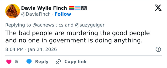 Tweet by Davia Wylie Finch discussing public frustration before viral clips of Alex Pretti's fatal encounter. Tweet by Davia Wylie Finch discussing public frustration before viral clips of Alex Pretti's fatal encounter.