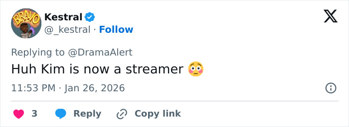 Screenshot of a tweet reacting to Kim Kardashian crashing North West's livestream amid parenting controversy.