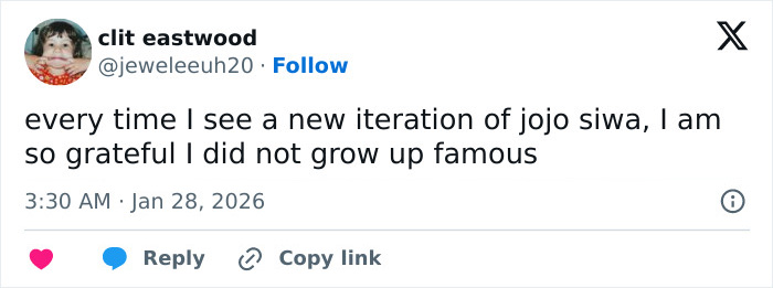 Tweet expressing surprise and mixed reactions to JoJo Siwa&rsquo;s massive transformation and latest confession online.