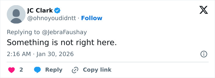 Screenshot of a Twitter reply expressing concern, highlighting extremely skinny look of Ryan Seacrest&rsquo;s face trend in Hollywood.