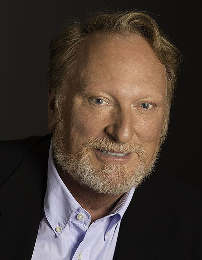 40 Celebs Who Lost It All And Only Have Themselves To Blame