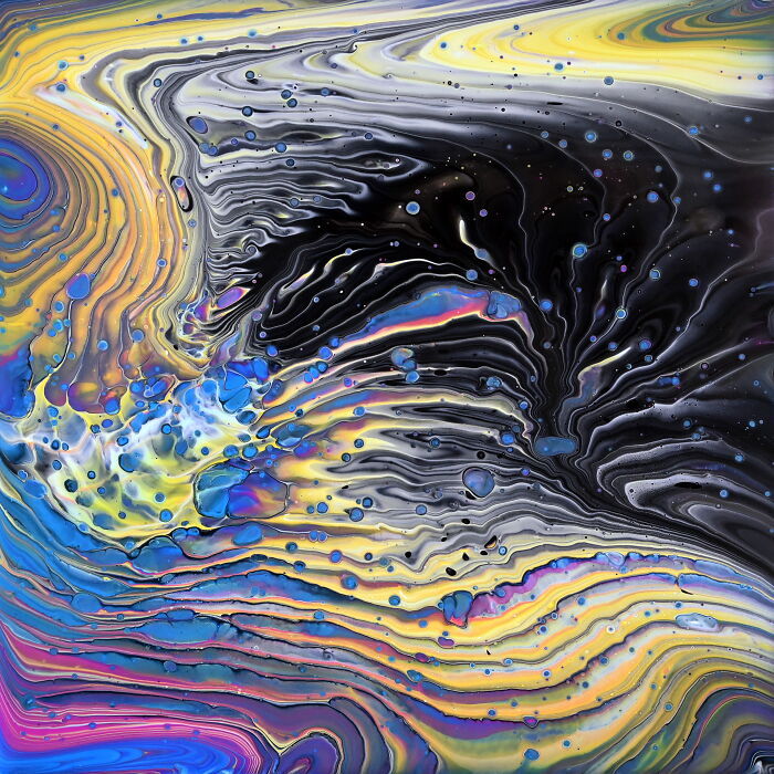 Thin Paint vs. Thick Paint In Acrylic Pouring: Final Results Thin Paint vs. Thick Paint In Acrylic Pouring: Final Results