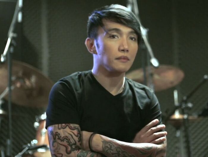 “They Didn’t Really Have Much”: People Admire These 45 Celebrities Who Once Were Dirt Poor