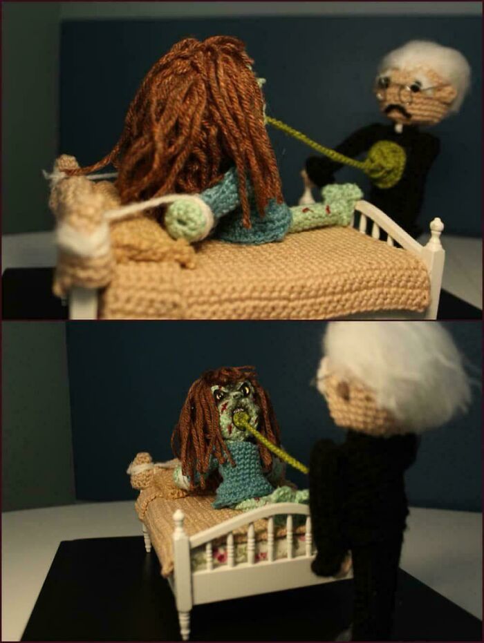 Muñecos tejidos en escena escalofriante que hace cuestionar la realidad, representando un momento aterrador.