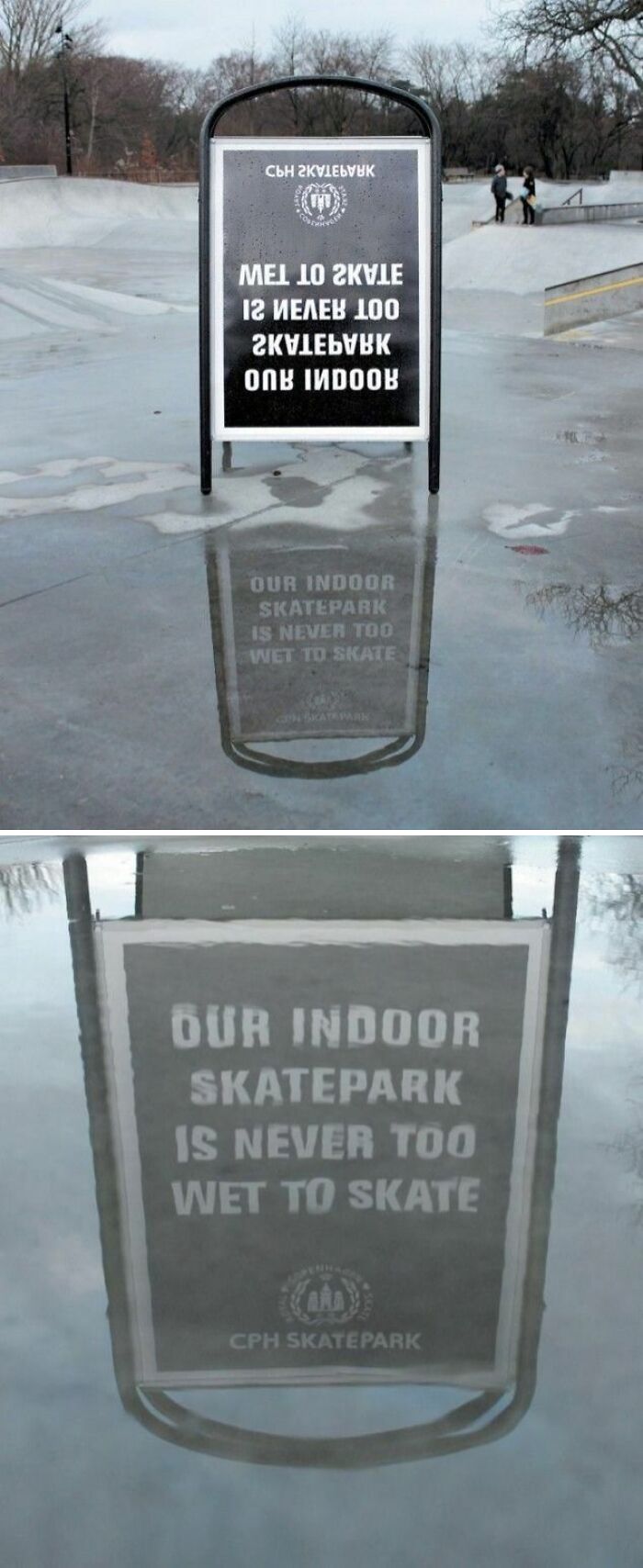 Cartel publicitario creativo en parque de patinaje mostrando mensaje reflejado en charco, ejemplificando anuncios impresos divertidos.