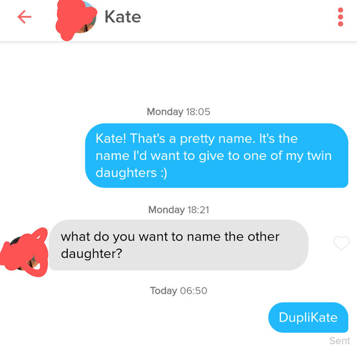 Funny Tinder interaction showing a chat about naming twin daughters with a pun on the name Kate.
