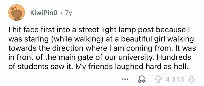 Reddit user shares an embarrassing moment involving a street lamp post that became funny much later.