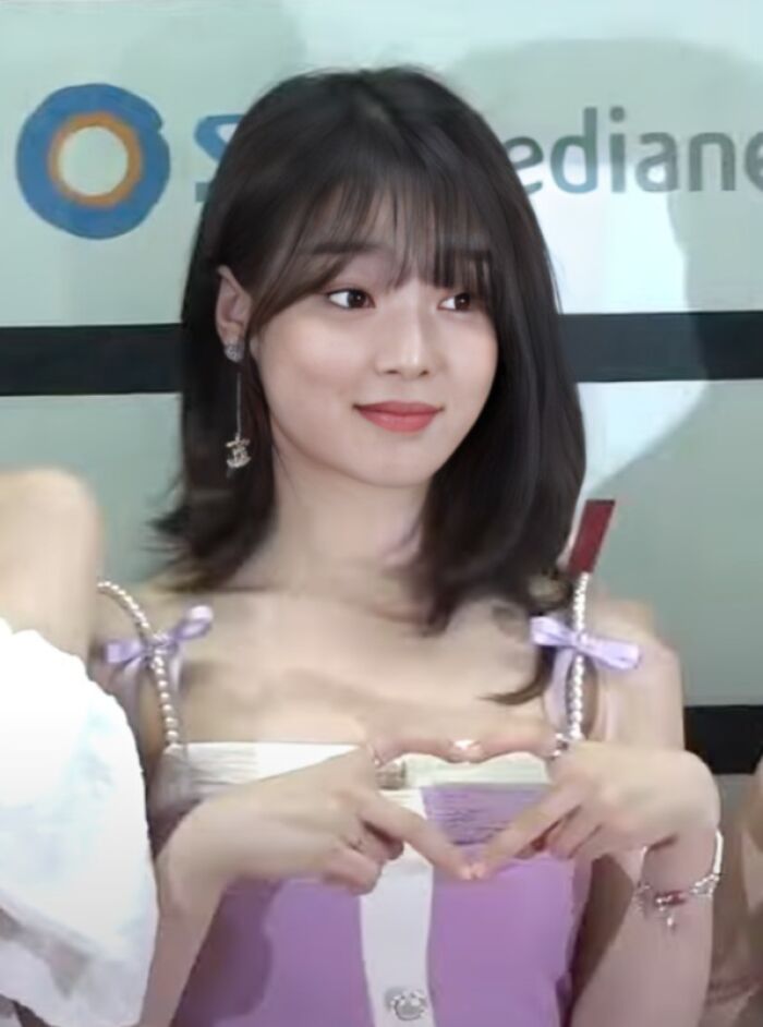 Singer and Television Personality Seunghee, 30