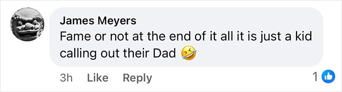 Comment on social media about Matt Damon's teen daughter roasting his red carpet pose with laughing emoji.