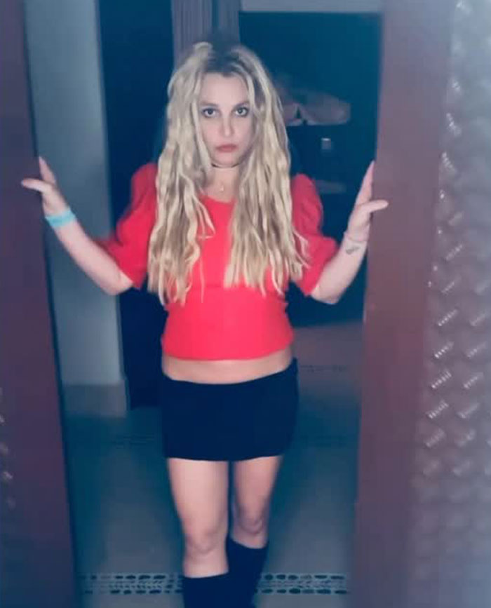 &ldquo;A Shame&rdquo;: Britney Spears Suffers Wardrobe Disaster In Sheer Bodysuit While Twerking To Cardi B