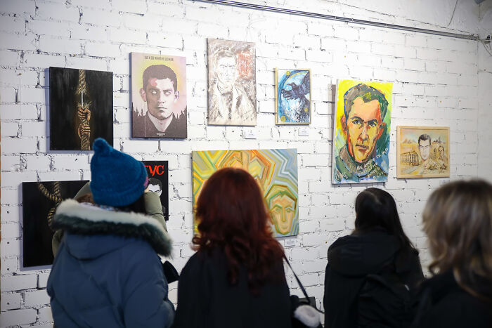 90 Minutes For Creativity: Being An Artist In A Frontline City