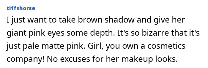 Text comment discussing makeup criticism on Ariana Grande's transformation with focus on her pink eyeshadow look.