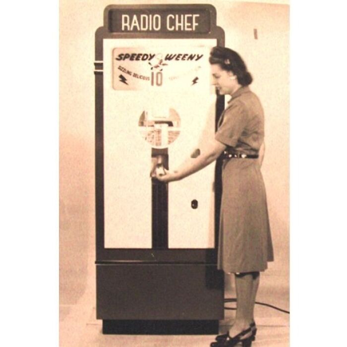 The Speedy Weeny Debuted In 1947. It Cooked Hot Dogs In Seconds, Using Microwave Technology Developed For Radar In World War II