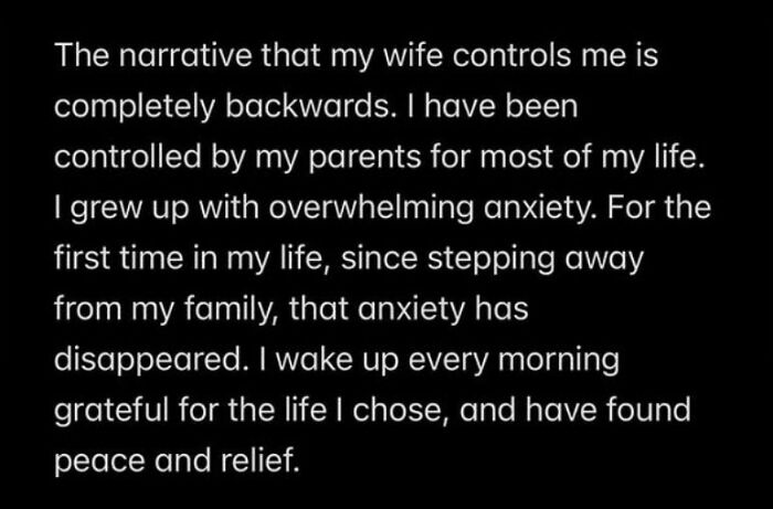 Text excerpt highlighting Brooklyn Beckham's claims of parental control and anxiety relief after distancing from parents.