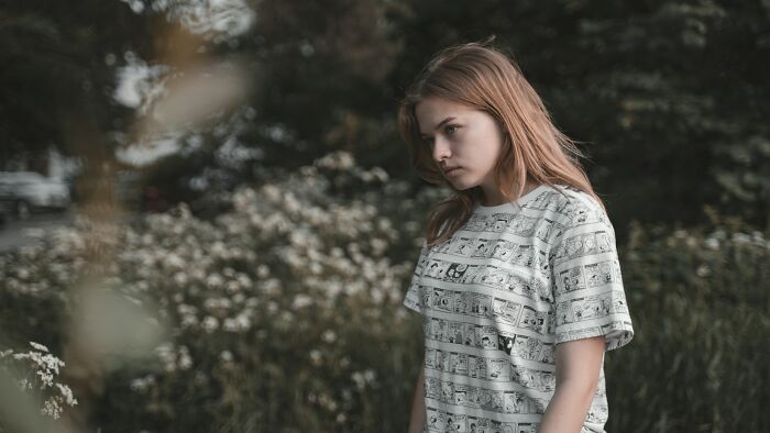 "Showers In Boiling Water": 46 Quirky And Funny Female Habits That Surprise Men The Most