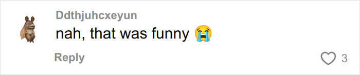 Comment reading nah, that was funny with crying emoji, related to steroids are bad bodybuilder removed from flight incident.