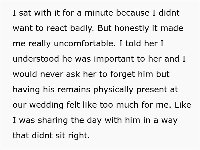Text about feeling uncomfortable with engagement holding late boyfriend's ashes at the wedding, sharing the day uneasily.