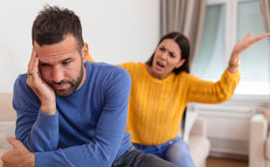 Woman Forced To Awkwardly Explain She’s Not A Wife After Strangers Congratulate Her “Married” Boyfriend