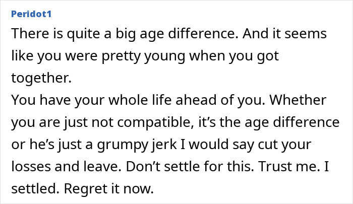 Text comment discussing a guy who mocks his girlfriend&rsquo;s gift and demands space after a long work trip.