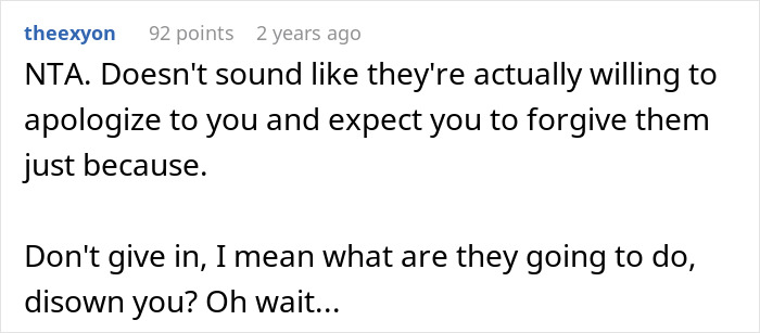 Screenshot of online comment discussing parents disowning adult daughter and the expectation of forgiveness despite insults to her fiancé. Screenshot of online comment discussing parents disowning adult daughter and the expectation of forgiveness despite insults to her fiancé.