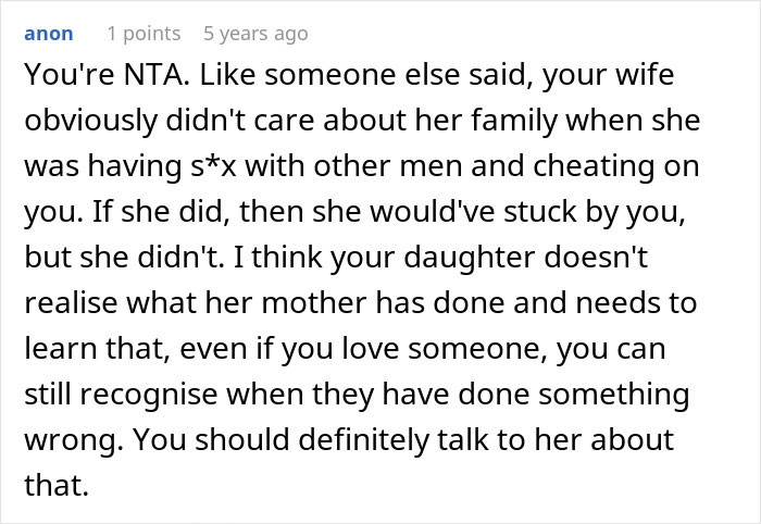 Screenshot of a Reddit comment about a dad feeling guilty distancing himself from daughter during a messy divorce.