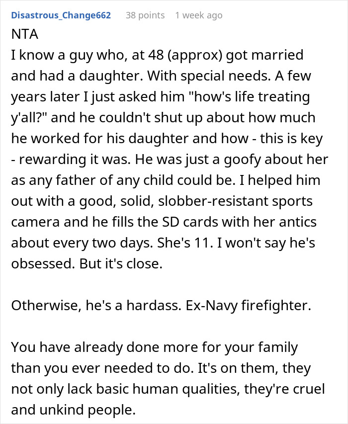 Screenshot of a Reddit comment discussing family dynamics and parental behavior in a challenging situation.