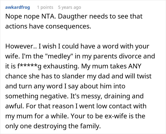 Reddit comment about dad feeling guilty and distancing himself from daughter during messy divorce reveals heartbreaking family struggles.