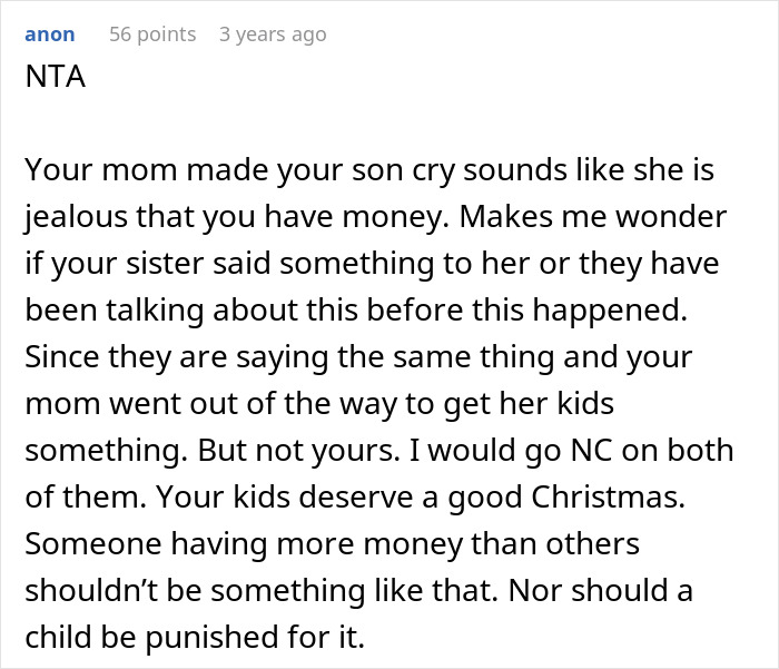 Woman Gobsmacked After Fam Refuses To Give Her &ldquo;Spoiled&rdquo; Kids Xmas Presents