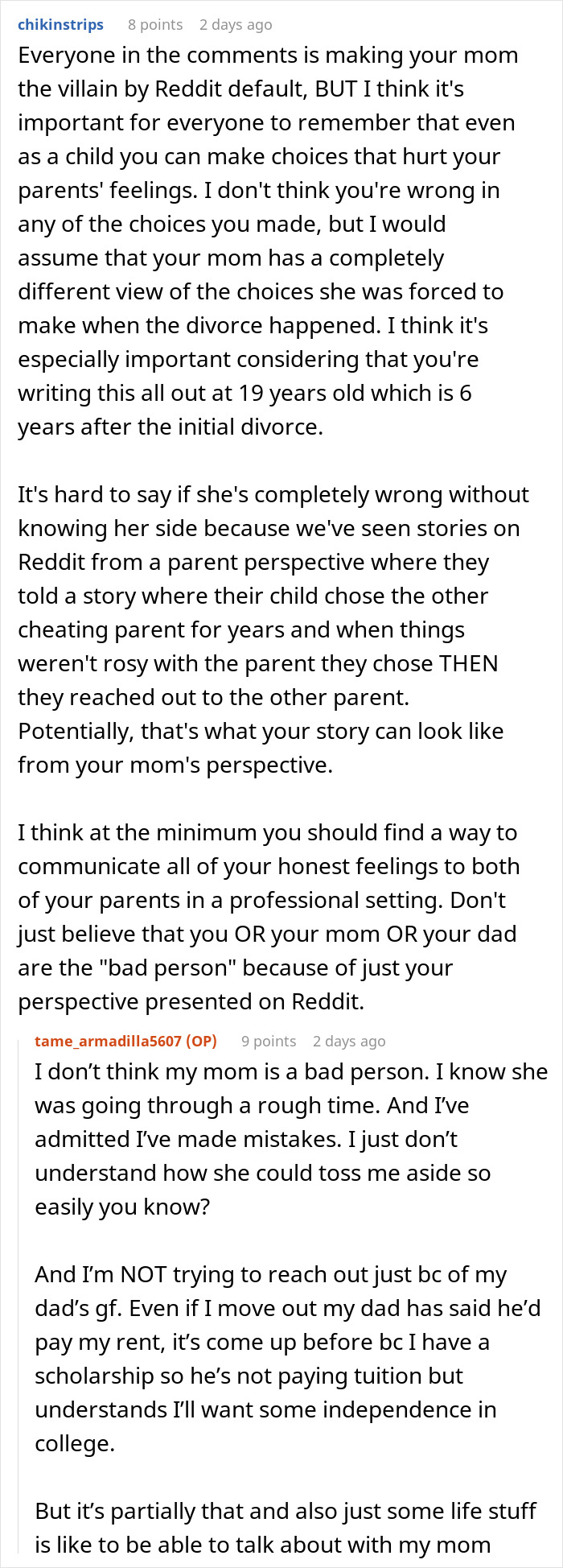 Alt text: Reddit discussion about a mom blaming her daughter for picking dad in the divorce and refusing involvement in her life.