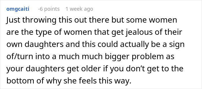 Reddit comment discussing jealousy and family issues in response to husband's note to wife dividing internet opinions.