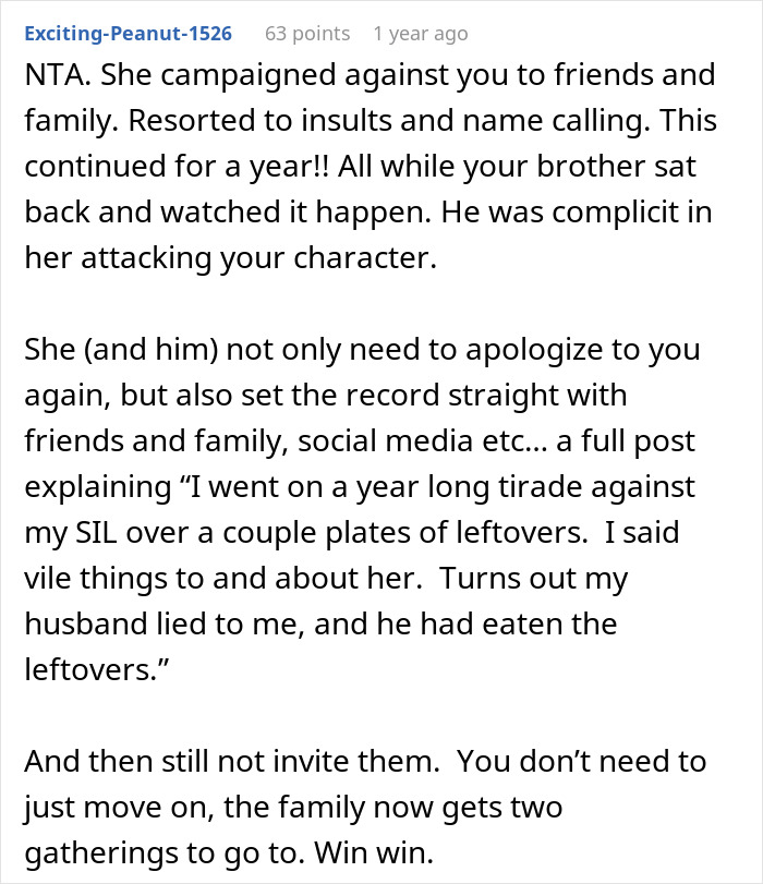 Text of a Reddit comment discussing family conflict involving leftovers, sibling insults, and blame within a marriage.