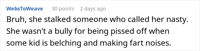 Comment discussing fianc&eacute;e&rsquo;s obsession with her bully and the impact on relationships in an online forum.