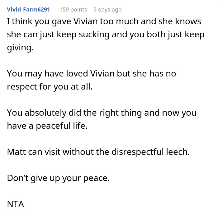 User comment advising a woman on snapping and kicking her fianc&eacute; and stepdaughter out for peace and respect.