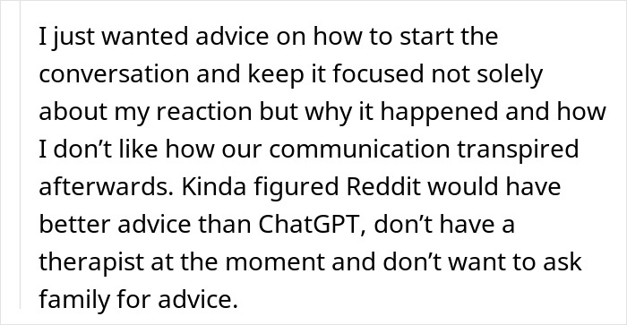 Text on screen showing a person seeking advice on handling husband&rsquo;s weird behavior and communication issues at dinner.