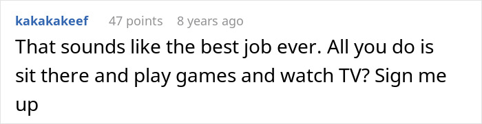 Screenshot of an online comment praising a job where the person plays games and watches TV, highlighting a scammer story.