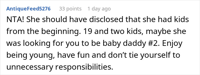 Screenshot of a comment debating if a man was wrong for dumping his girlfriend due to her having kids undisclosed. Screenshot of a comment debating if a man was wrong for dumping his girlfriend due to her having kids undisclosed.