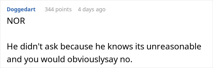 Text conversation discussing a woman feeling like a guest in her own home after her boyfriend&rsquo;s mom moves in and takes over.