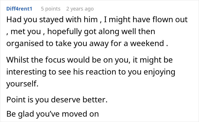 Comment text discussing moving on from a lying boyfriend who went on a trip with a female friend.