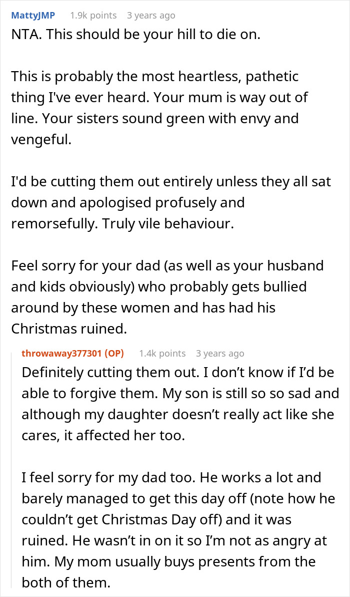 Woman Gobsmacked After Fam Refuses To Give Her &ldquo;Spoiled&rdquo; Kids Xmas Presents