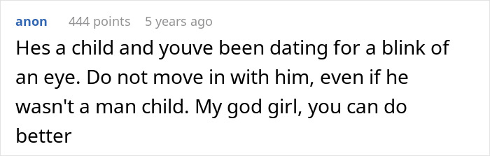 Screenshot of a Reddit comment warning against moving in with a man who hasn&rsquo;t learned chores, highlighting a reality check situation.