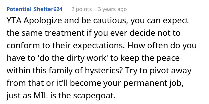 Text post discussing MIL paying a wedding planner who slept with her dad and family demanding she gets kicked out. Text post discussing MIL paying a wedding planner who slept with her dad and family demanding she gets kicked out.
